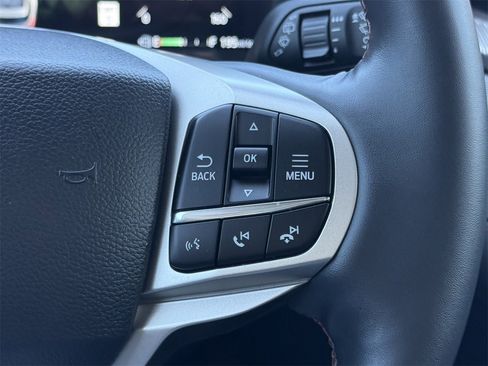 New 2025 Ford Explorer Active image 37