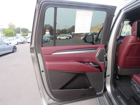 Used 2025 Cadillac Escalade ESV Sport w/ Touring Package AWD/4WD image 12
