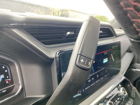 Used 2024 GMC Sierra 2500 AT4X image 35