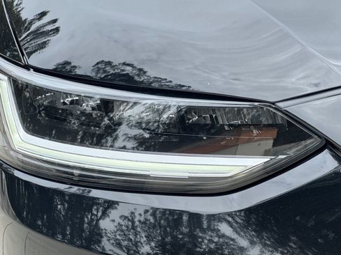 Used 2024 Honda HR-V EX-L image 11