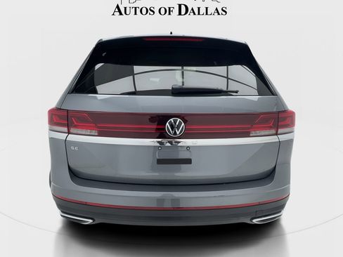 Used 2025 Volkswagen Atlas SE FWD image 9