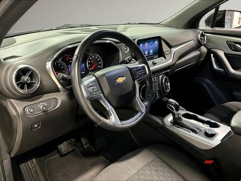 Used 2019 Chevrolet Blazer LT FWD image 17