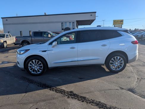 Used 2019 Buick Enclave Premium w/ Experience Buick Package image 5