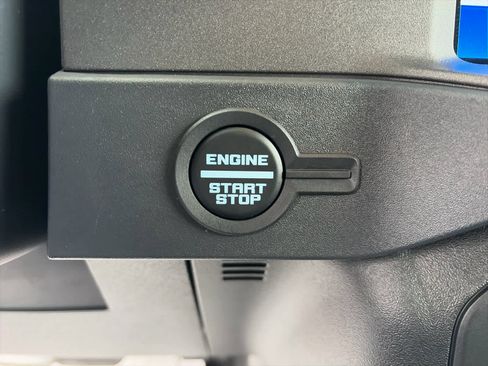 New 2025 Ford Bronco Badlands w/ Sasquatch Package image 16