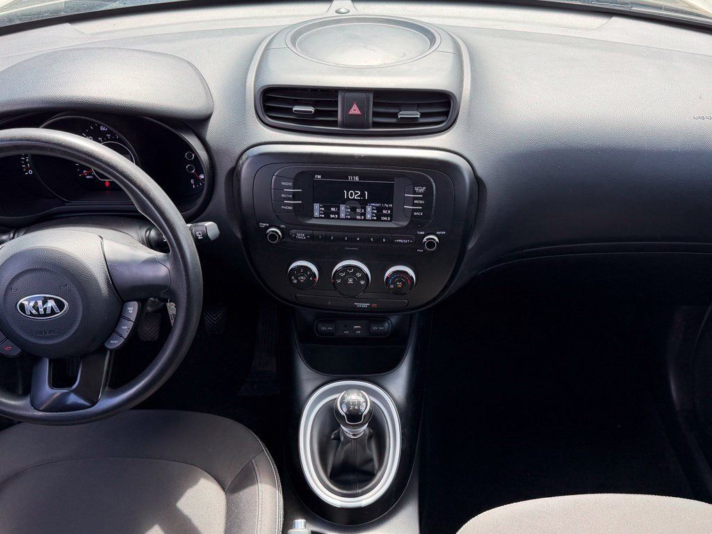 Used 2017 Kia Soul FWD image 9