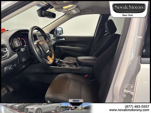 Used 2022 Dodge Durango SXT w/ Anodized Platinum Package AWD/4WD image 12
