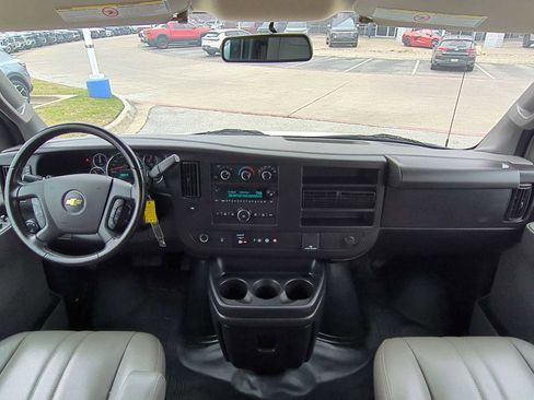Used 2022 Chevrolet Express 2500 Extended w/ Driver Convenience Package image 18
