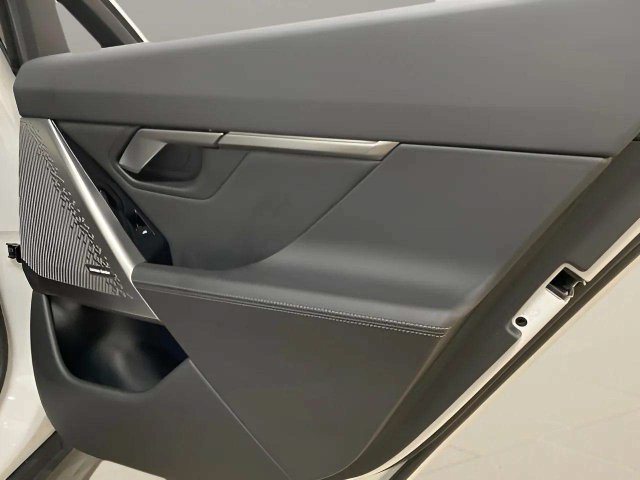 Used 2026 BMW 530i RWD image 49