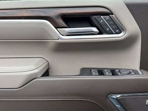 Used 2023 GMC Sierra 1500 SLT w/ SLT Premium Plus Package image 11