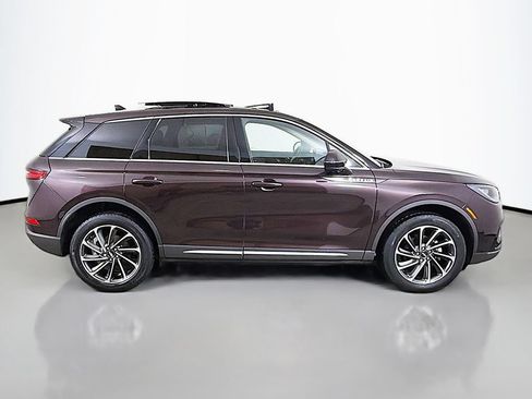 Used 2023 Lincoln Corsair AWD w/ Equipment Group 101A image 17