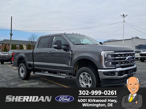 New 2026 Ford F250 XLT w/ XLT Premium Package AWD/4WD image 1