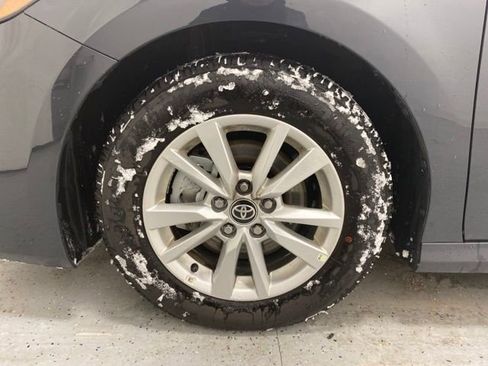 Used 2026 Toyota Camry LE image 9