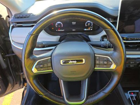 Used 2022 Jeep Compass Limited w/ Elite Group AWD/4WD image 10