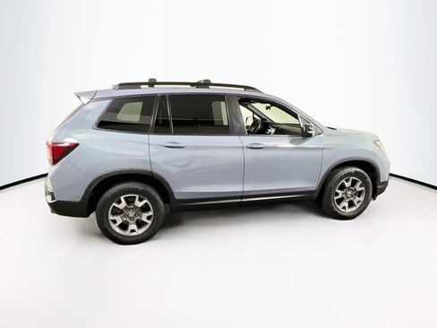 Used 2023 Honda Passport TrailSport image 4