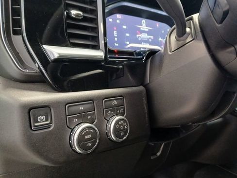 New 2026 GMC Sierra 2500 SLE AWD/4WD image 30