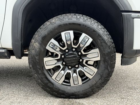 Used 2026 GMC Sierra 2500 Denali w/ Denali Reserve Package AWD/4WD image 13