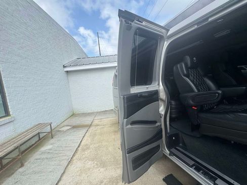 Used 2022 Chevrolet Express 2500 Extended w/ Enhanced Convenience Package RWD image 23