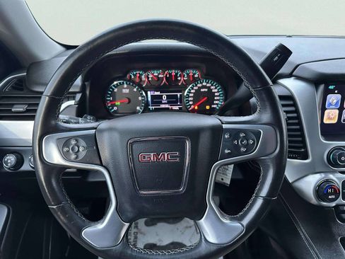 Used 2017 GMC Yukon SLE w/ SLE Value Package image 28
