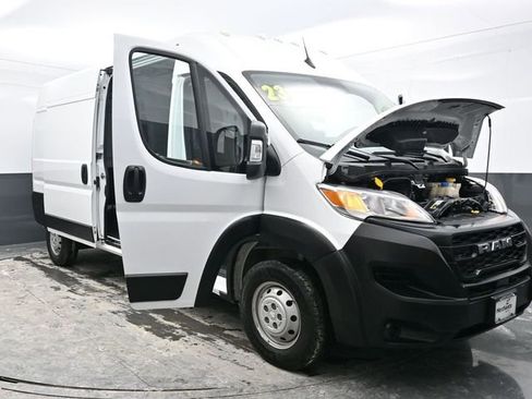 Used 2023 RAM ProMaster 2500 image 38