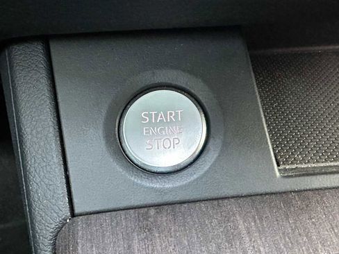 Used 2023 Audi Q5 2.0T Premium w/ Convenience Package image 36