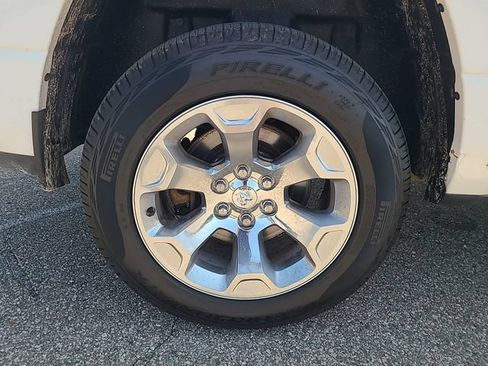 Used 2020 RAM 1500 Big Horn AWD/4WD image 30
