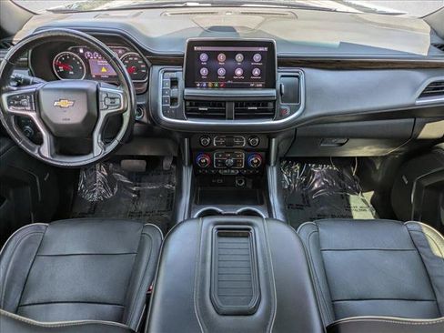 Used 2021 Chevrolet Tahoe Premier AWD/4WD image 17