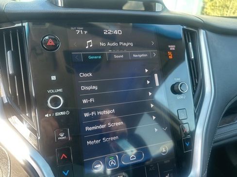 Used 2022 Subaru Outback Limited image 10