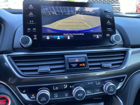 Used 2020 Honda Accord Sport image 12
