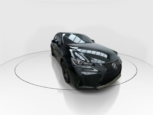 Used 2018 Lexus IS 350 image 2