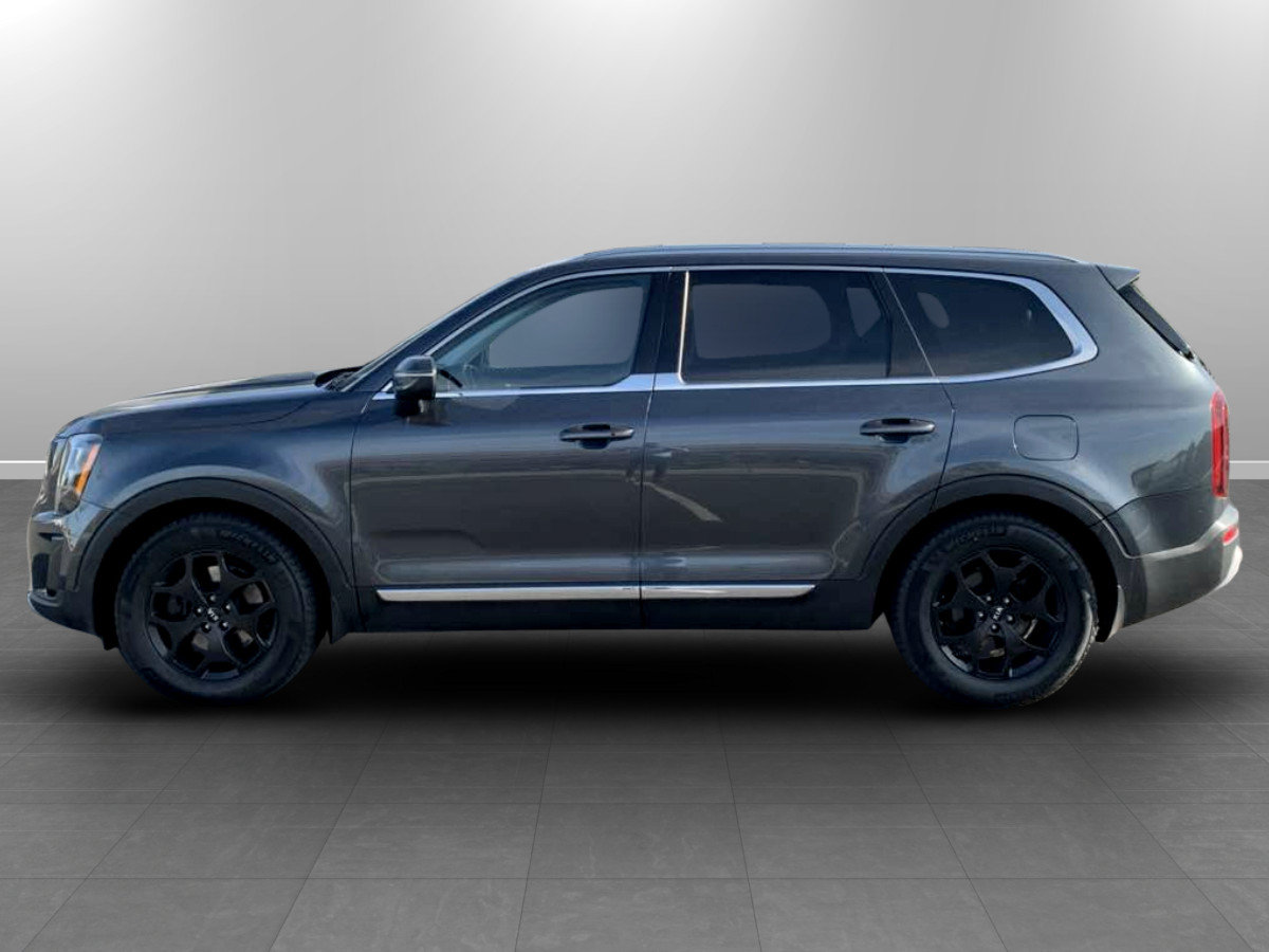 Used 2020 Kia Telluride EX AWD/4WD image 4