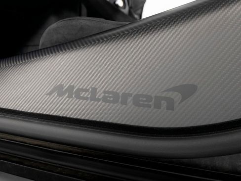 Used 2025 McLaren 750S RWD image 25