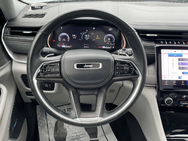Used 2021 Jeep Grand Cherokee L Overland w/ Luxury Tech Group IV AWD/4WD image 15
