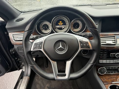 Used 2014 Mercedes-Benz CLS 550 4MATIC image 18