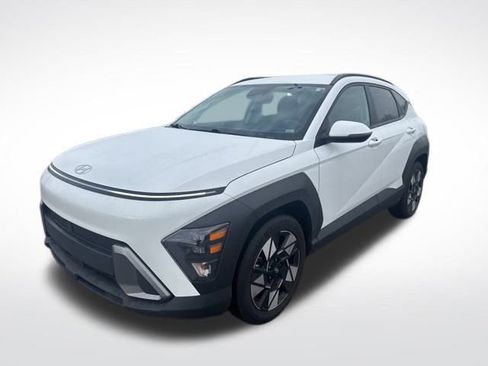 Used 2025 Hyundai Kona SEL image 1