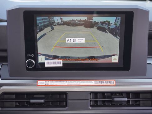 Certified 2026 Toyota Tacoma SR5 AWD/4WD image 15