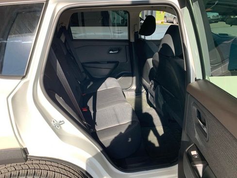 Used 2023 Nissan Rogue SV AWD/4WD image 15