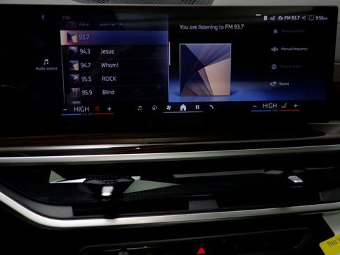 New 2026 BMW X7 xDrive40i w/ Climate Comfort Package image 8