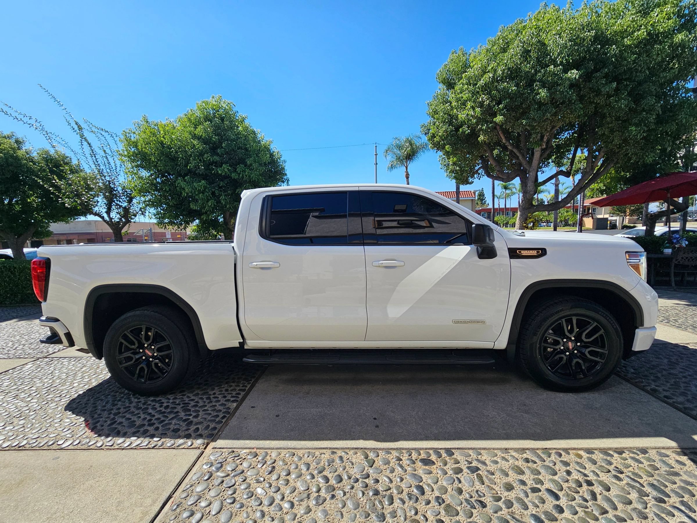 Used 2021 GMC Sierra 1500 Elevation RWD image 4