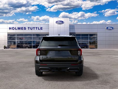 New 2027 Ford Explorer ST-Line RWD image 7