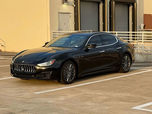 Used 2020 Maserati Ghibli RWD image 3
