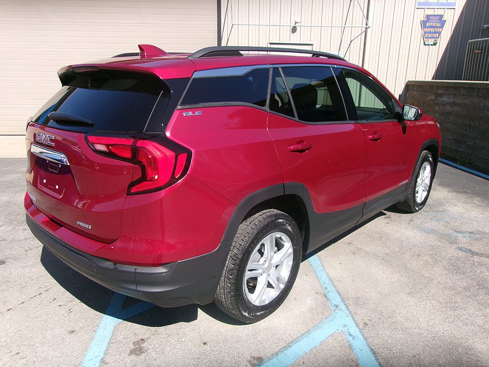 Used 2019 GMC Terrain SLE w/ Driver Convenience Package AWD/4WD image 5