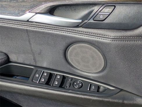 Used 2015 BMW X5 xDrive50i image 13