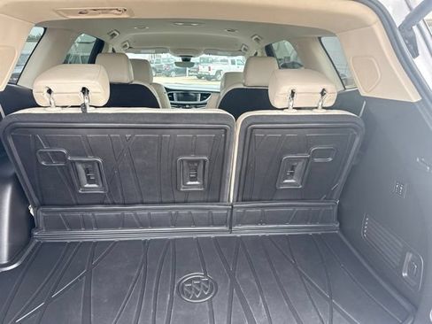 Used 2024 Buick Enclave Premium FWD image 9