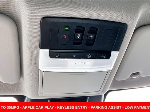 Used 2023 Nissan Rogue SL FWD image 19