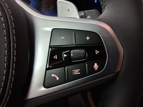 New 2026 BMW X7 xDrive40i w/ M Sport Package image 23