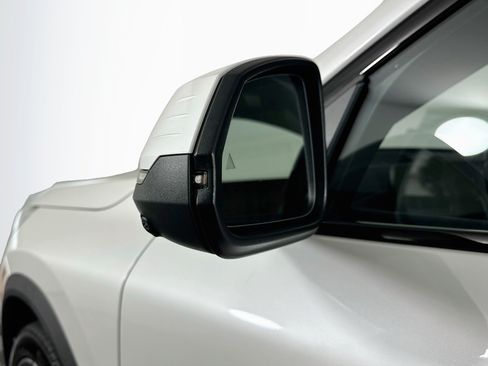 Used 2026 BMW X2 xDrive28i AWD/4WD image 16