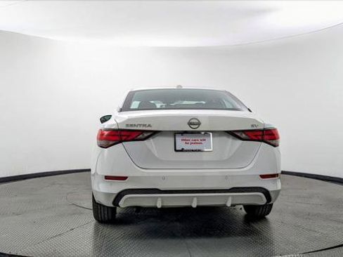 Used 2024 Nissan Sentra SV FWD image 7