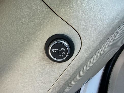 Used 2017 GMC Acadia Denali w/ Technology Package image 18