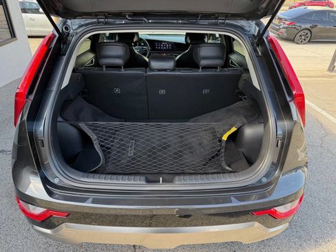 Used 2024 Kia Niro EX Touring image 44