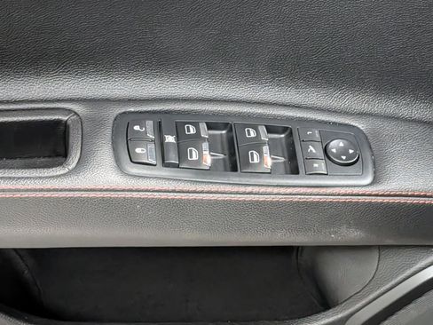 Used 2021 Maserati Ghibli RWD image 12